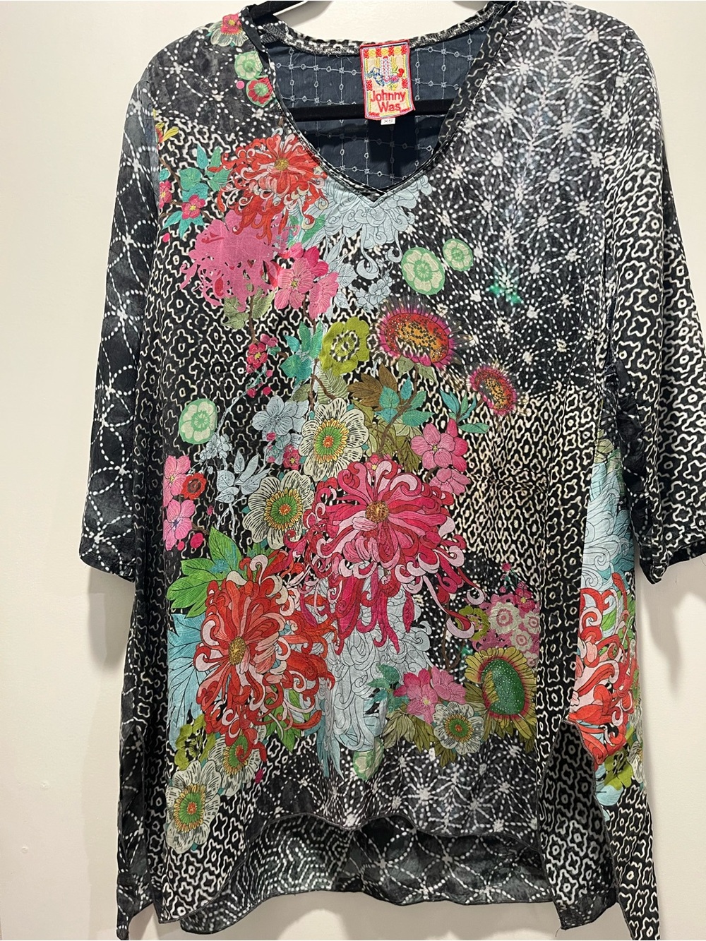 Johnny Was Black Floral Patchwork V-Neck Tunic